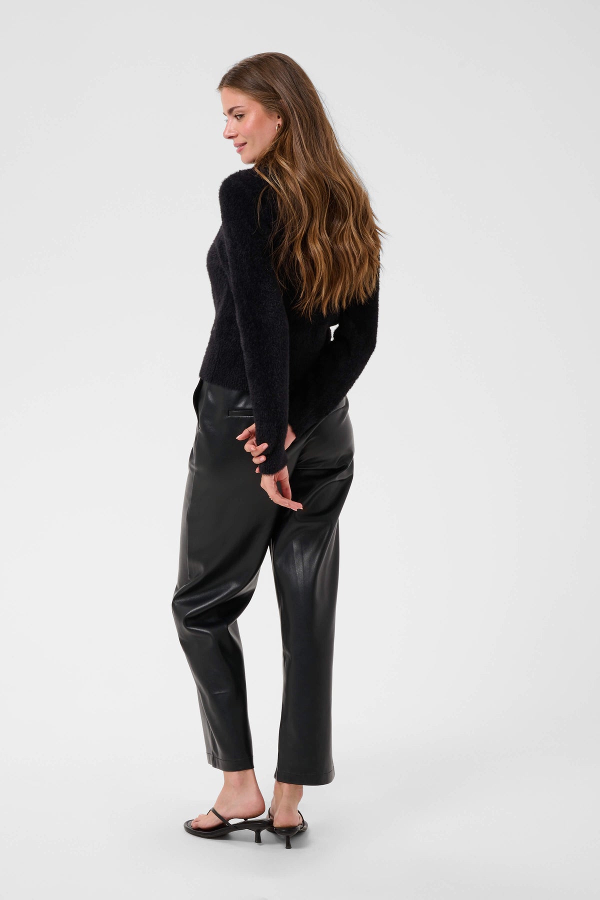 Black knitted cardigan with brown statement collar