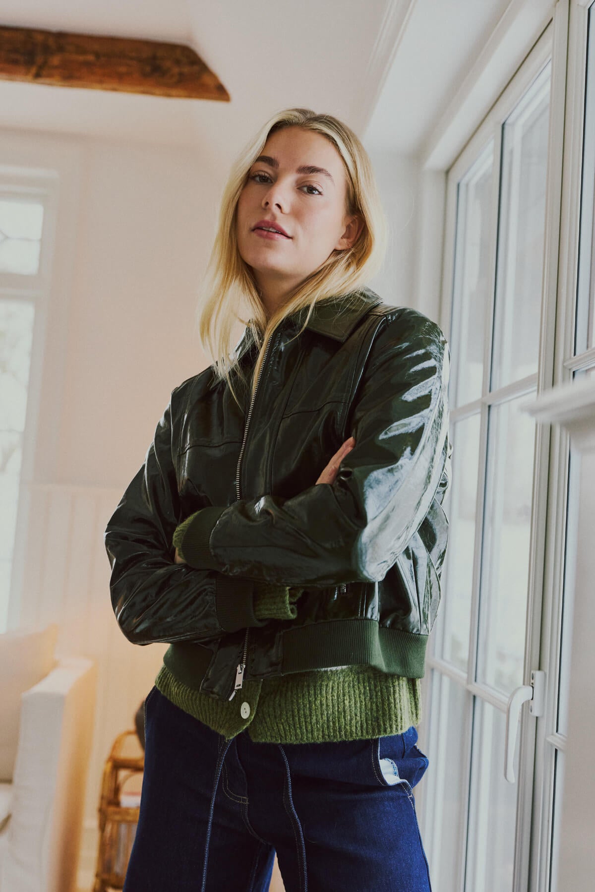 Freequent Janny Jacket with a classic collar and zip front