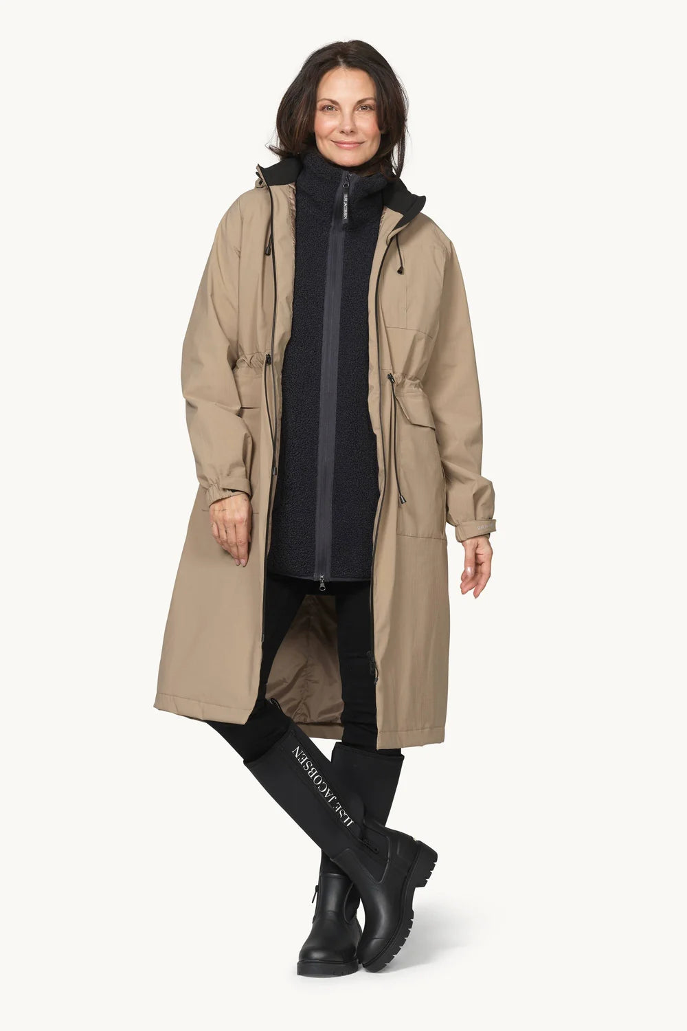 Ilse Jacobsen style THERMAL01 waterproof coat on model