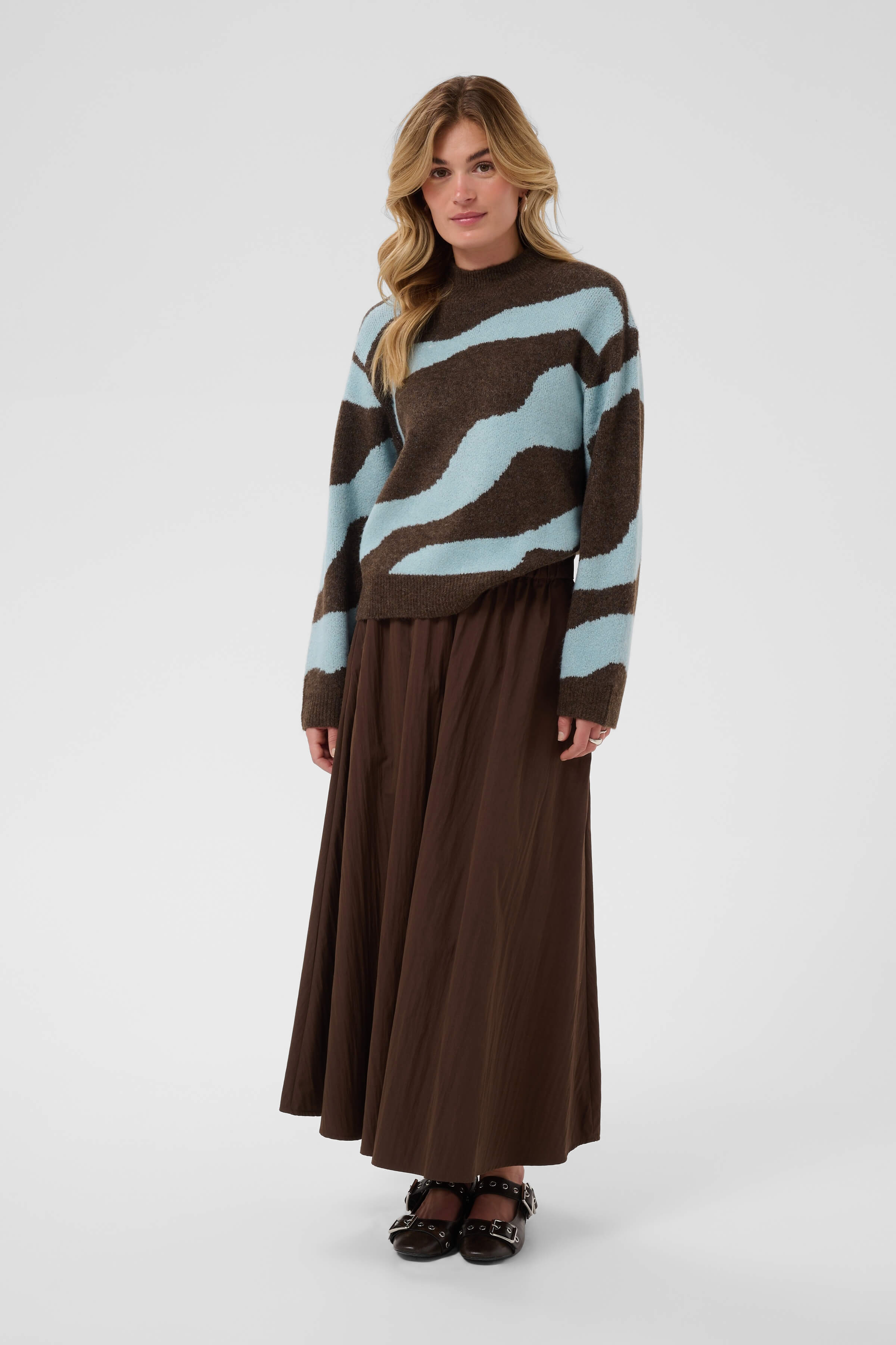 Saint Tropez MallieSZ knit with a high neckline