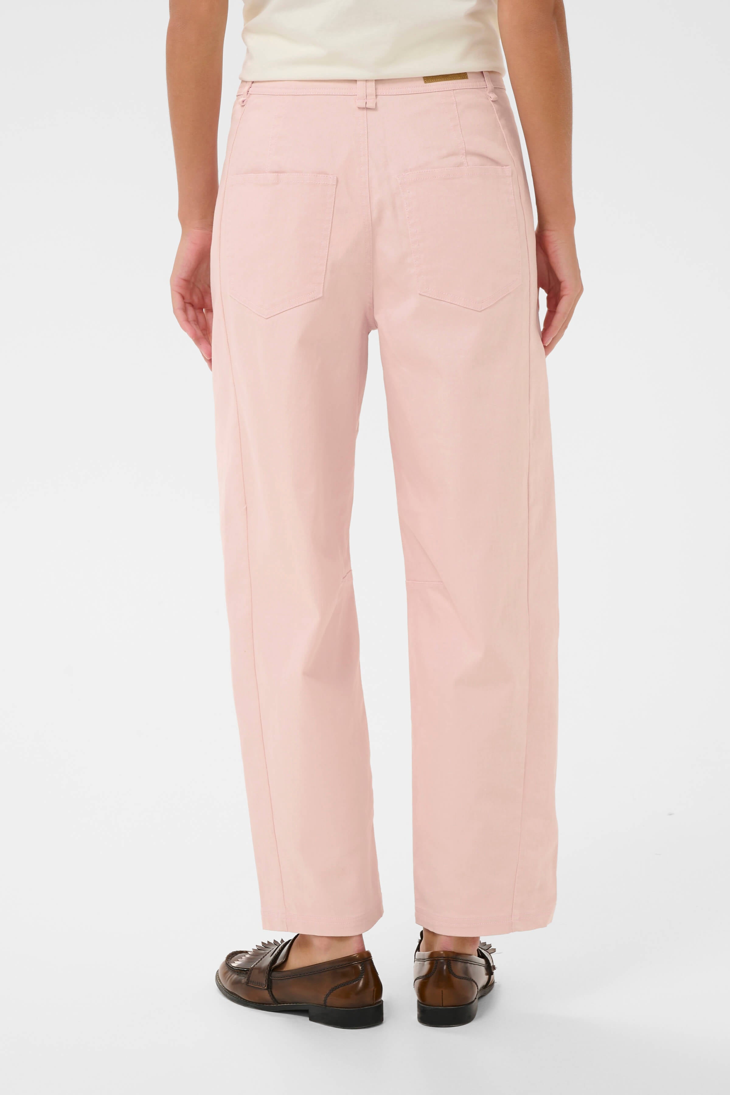 Pink barrel-leg jeans - back pockets