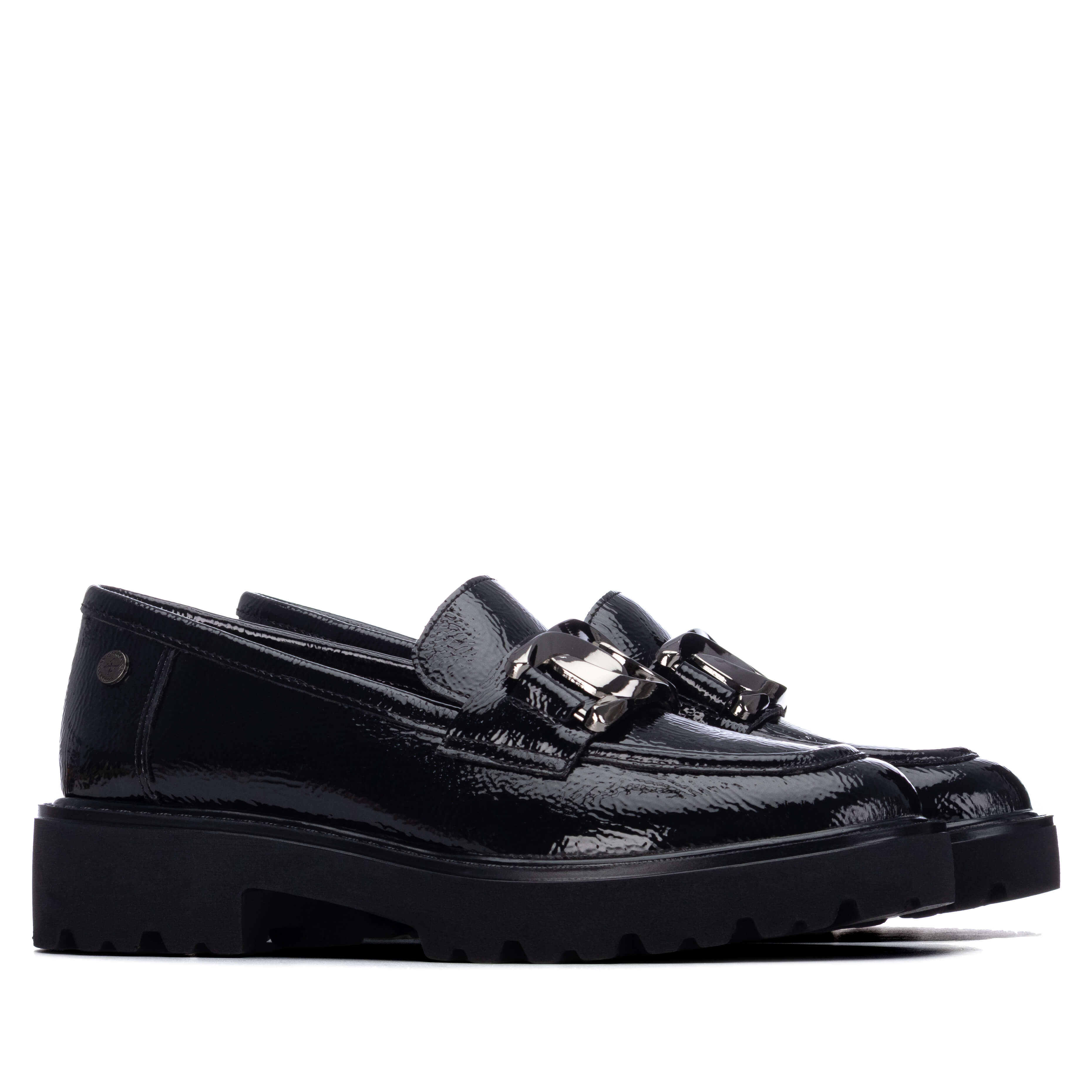 Women’s glossy loafer with a comfortable 5 cm sole