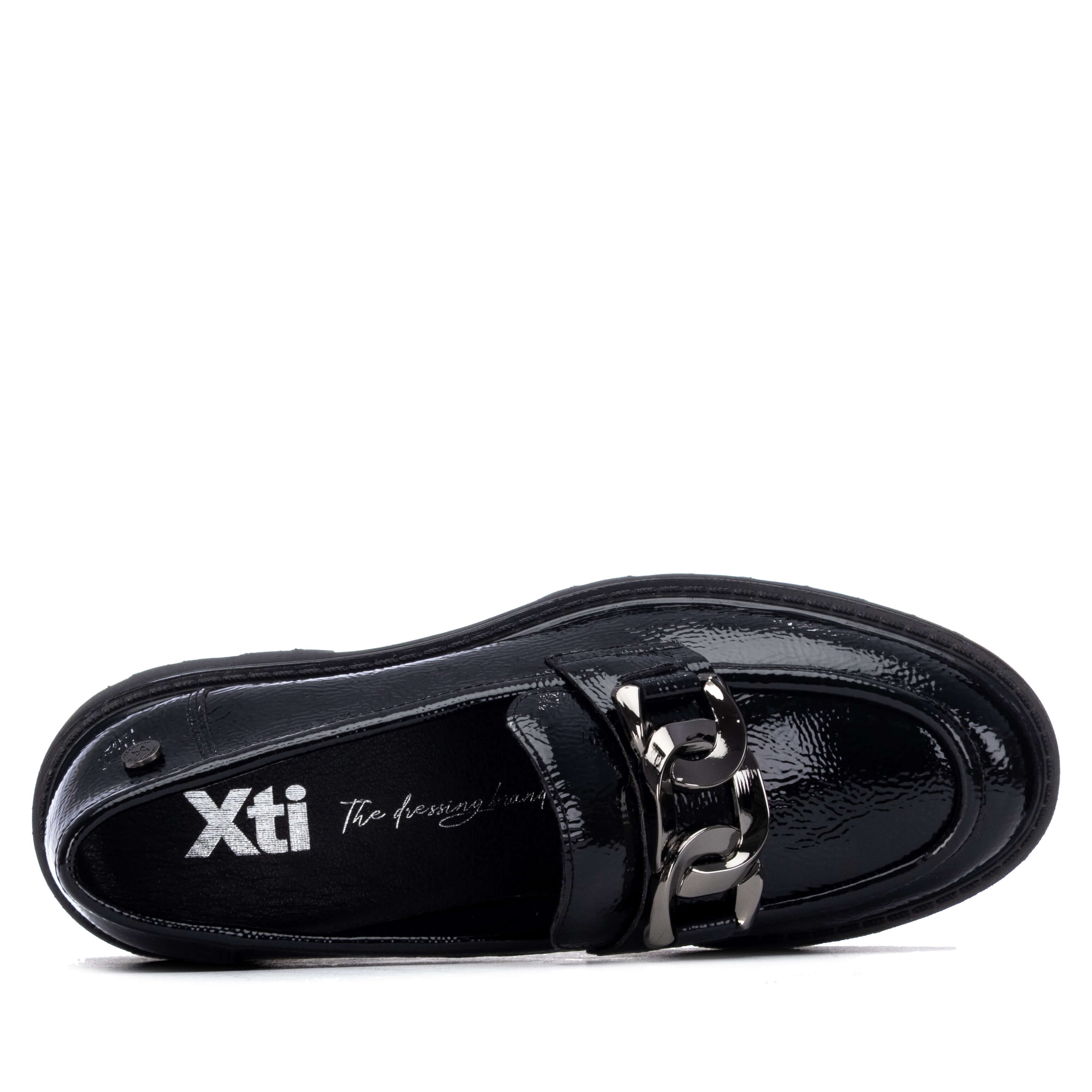 Xti slip-on shoe with a modern chunky sole