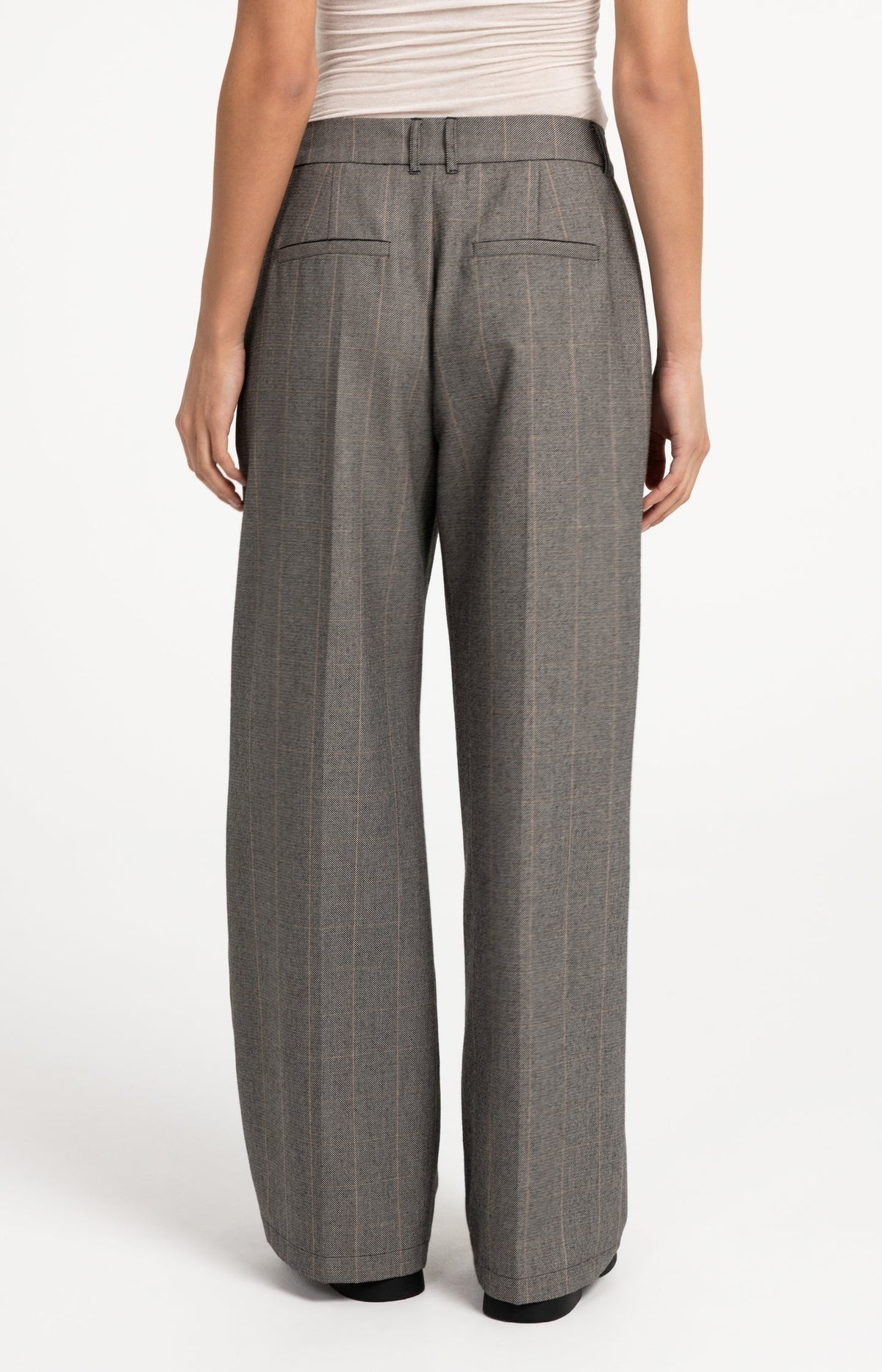 YAYA style 01-301284-609 trousers back view