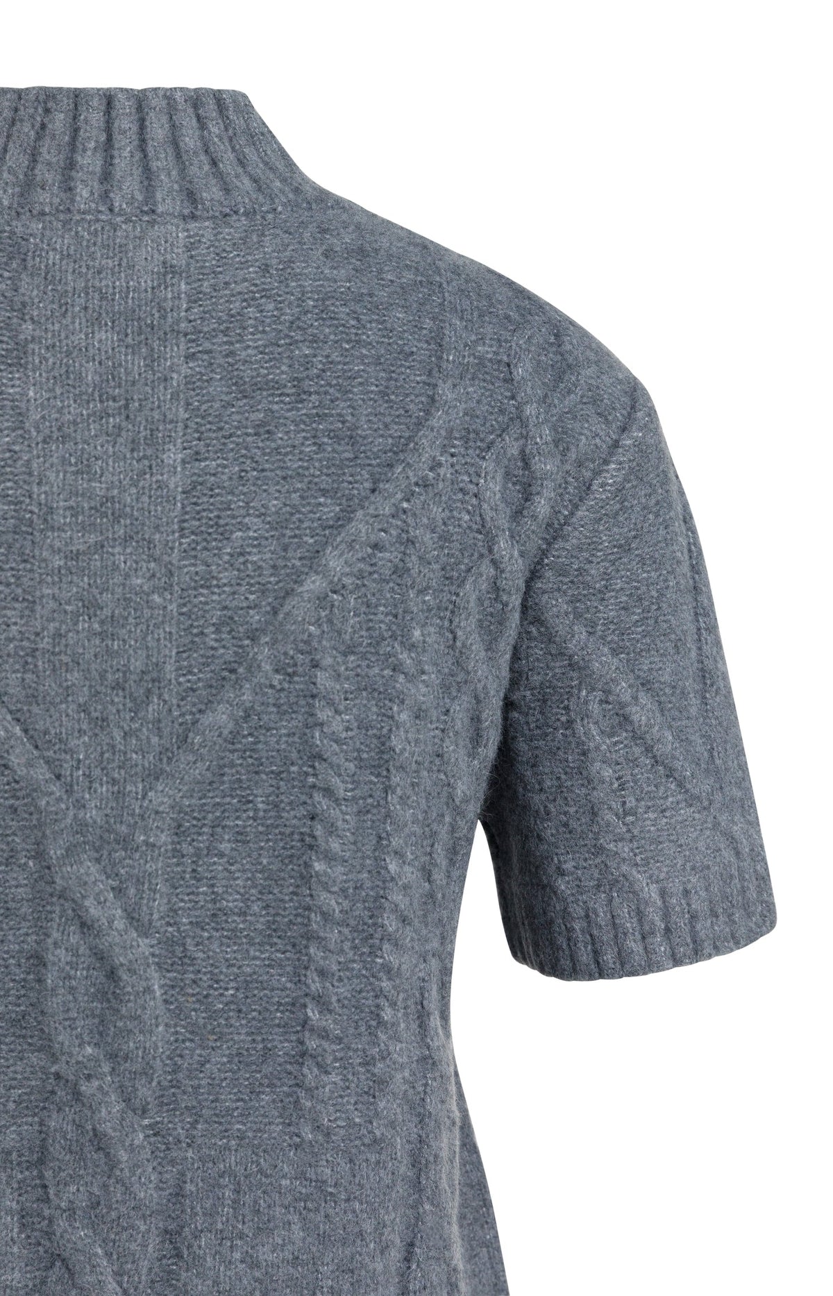 YAYA cable pattern and ribbed trim detail