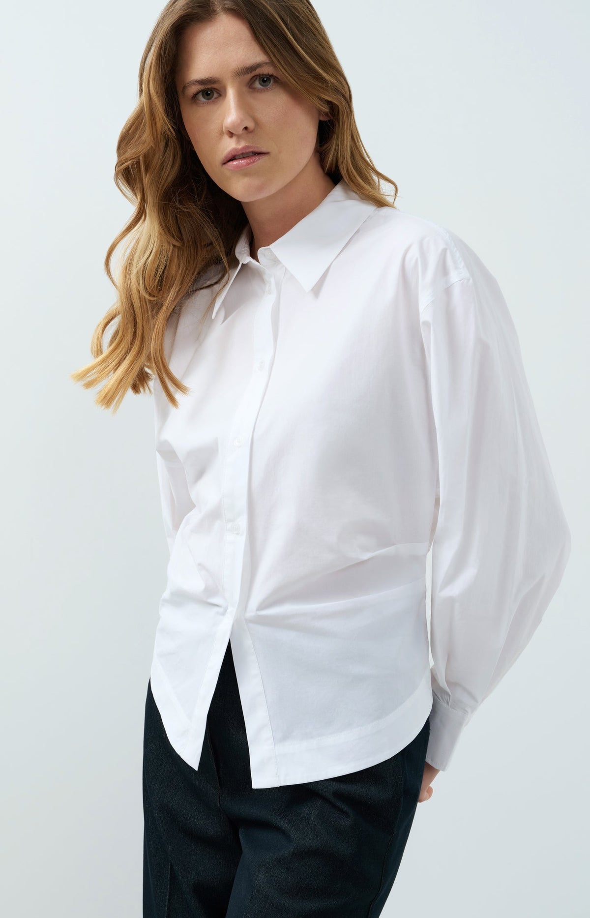 YAYA Cotton Blouse with Waist and Pleat Detail style 01-201245-609