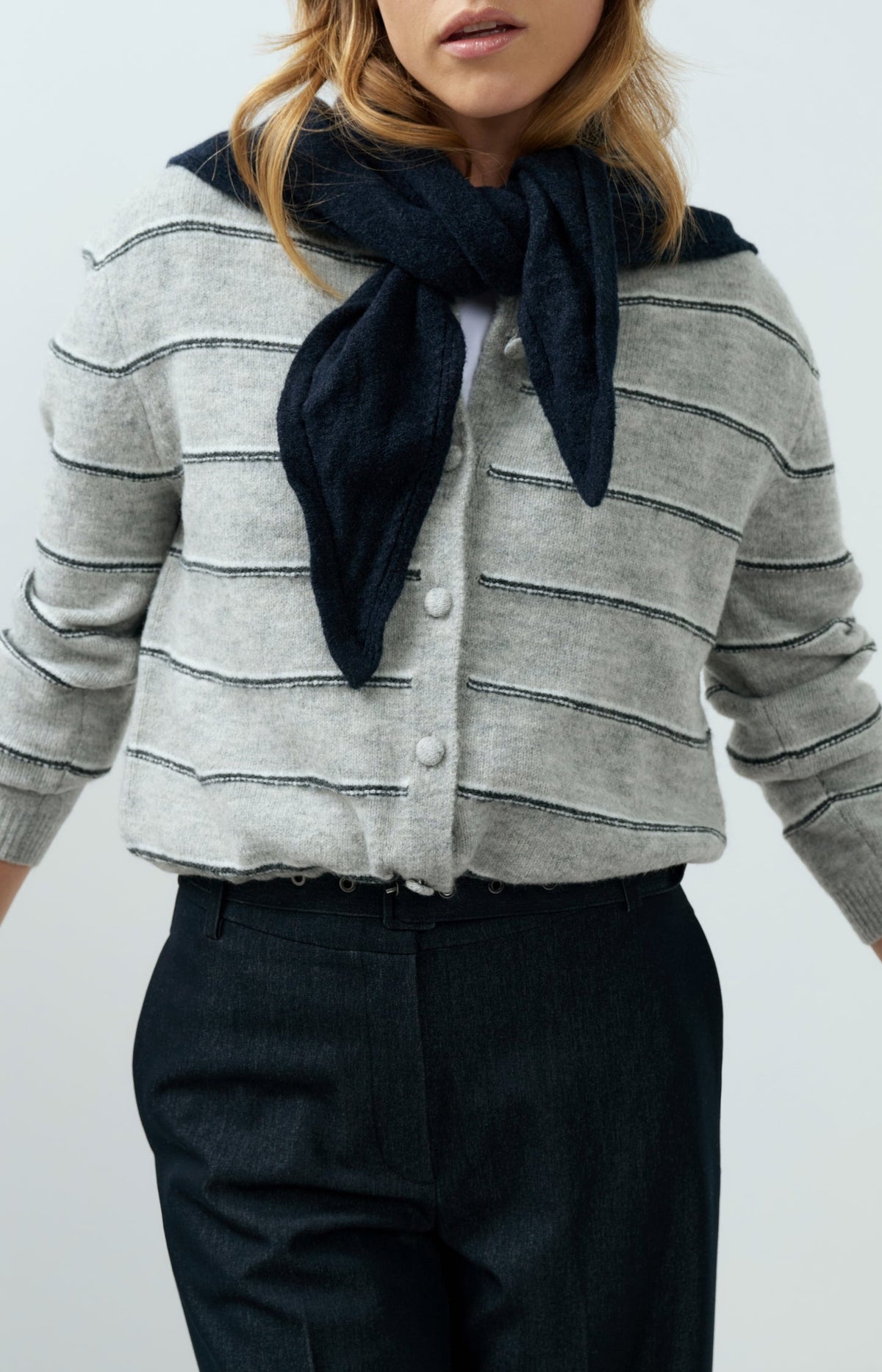 YAYA Soft Knitted Triangle Scarf style 03-510021-609