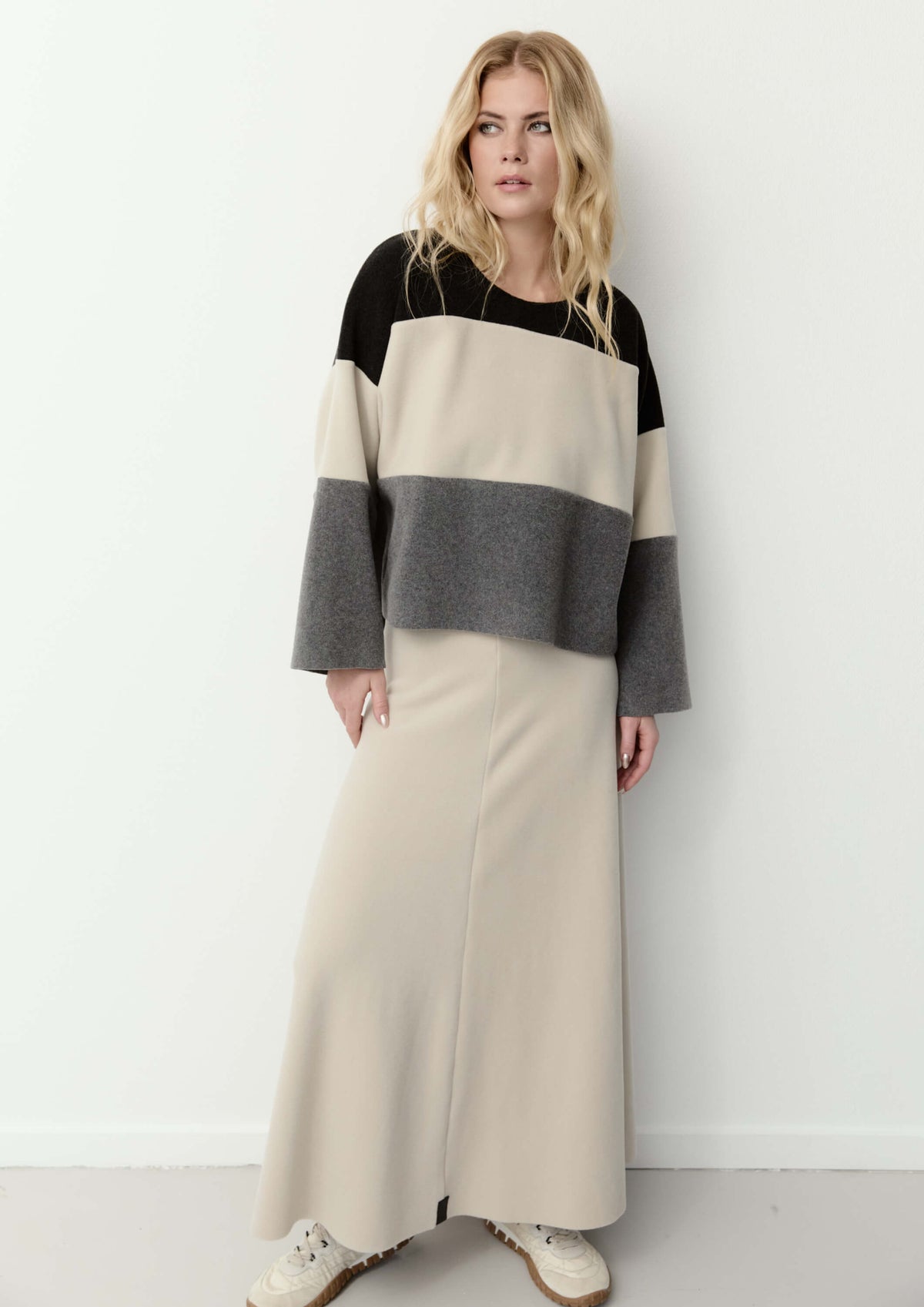 Henriette Steffensen style 1416 colour-block fleece top on model
