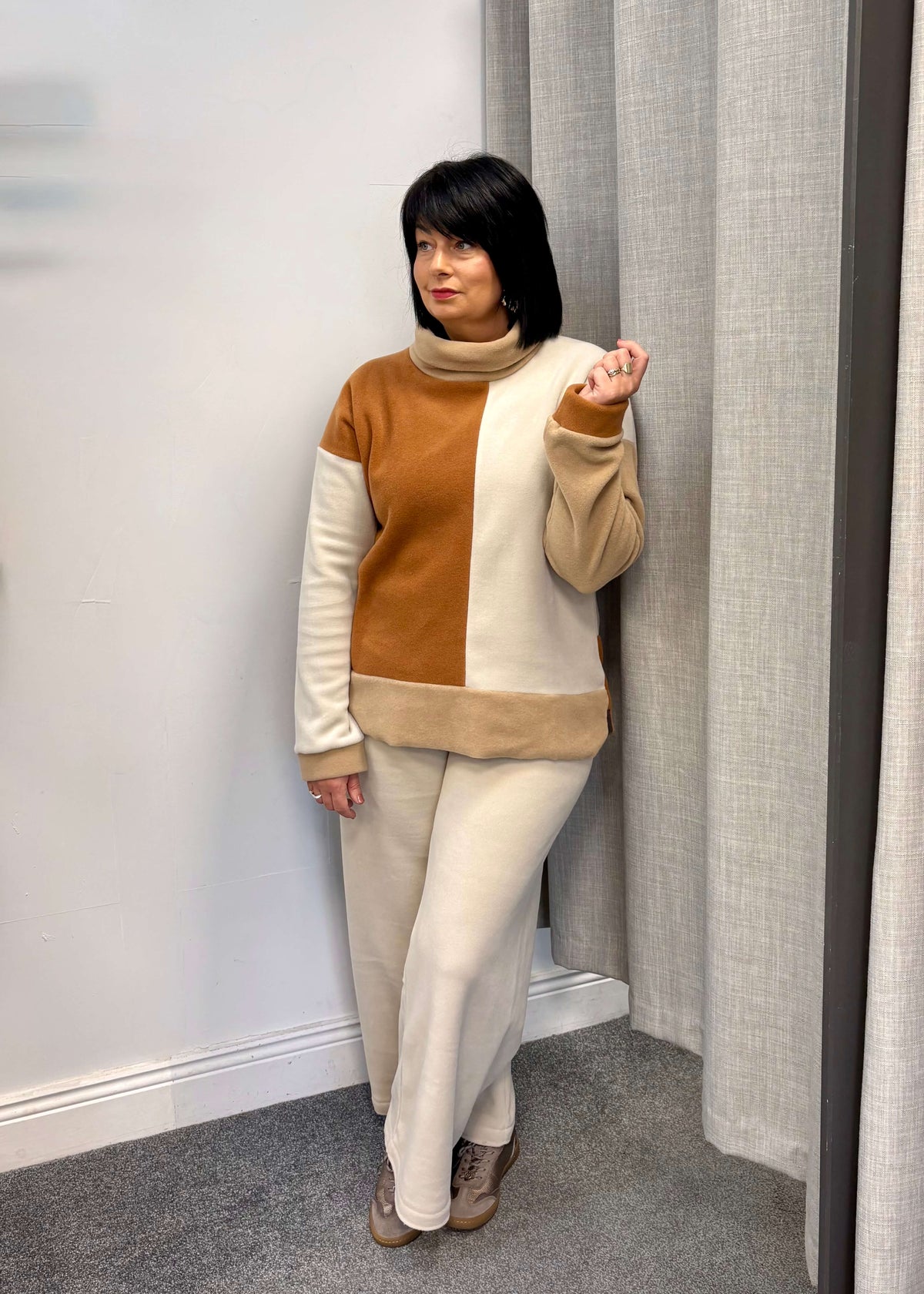HSCPH Outfit with jumper and trousers