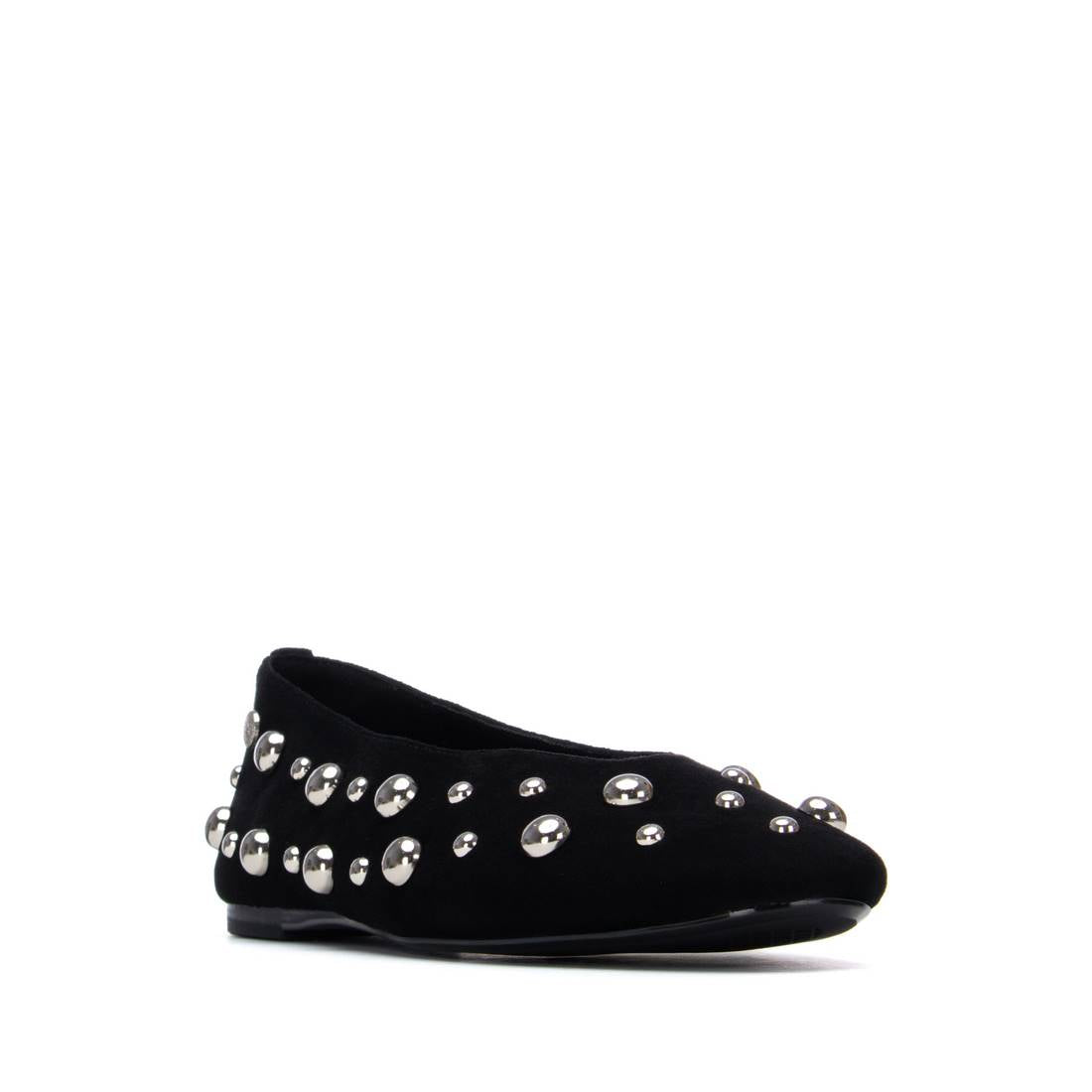 Black flat shoe with silver studs 