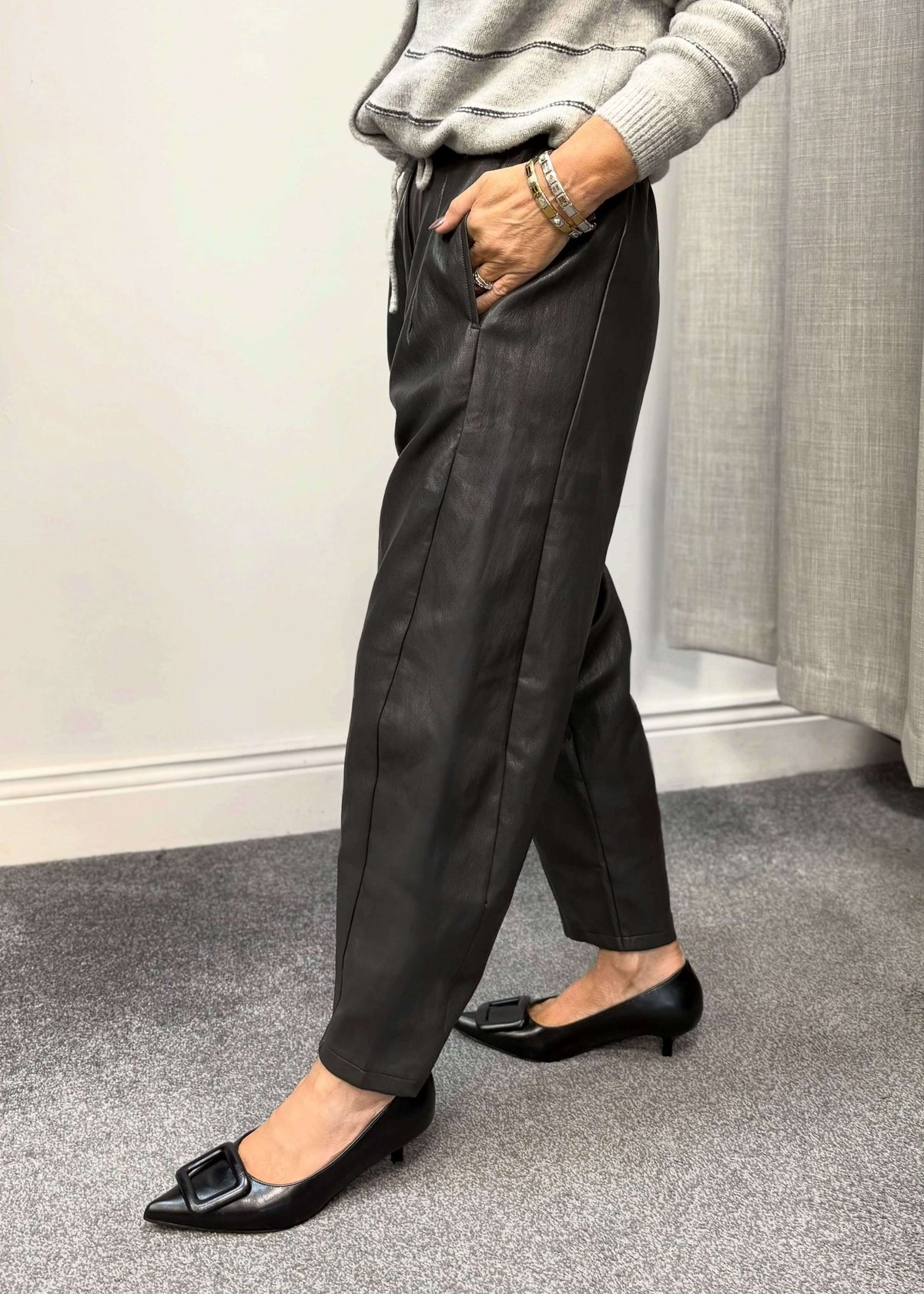 Darling faux leather trousers in grey - side view