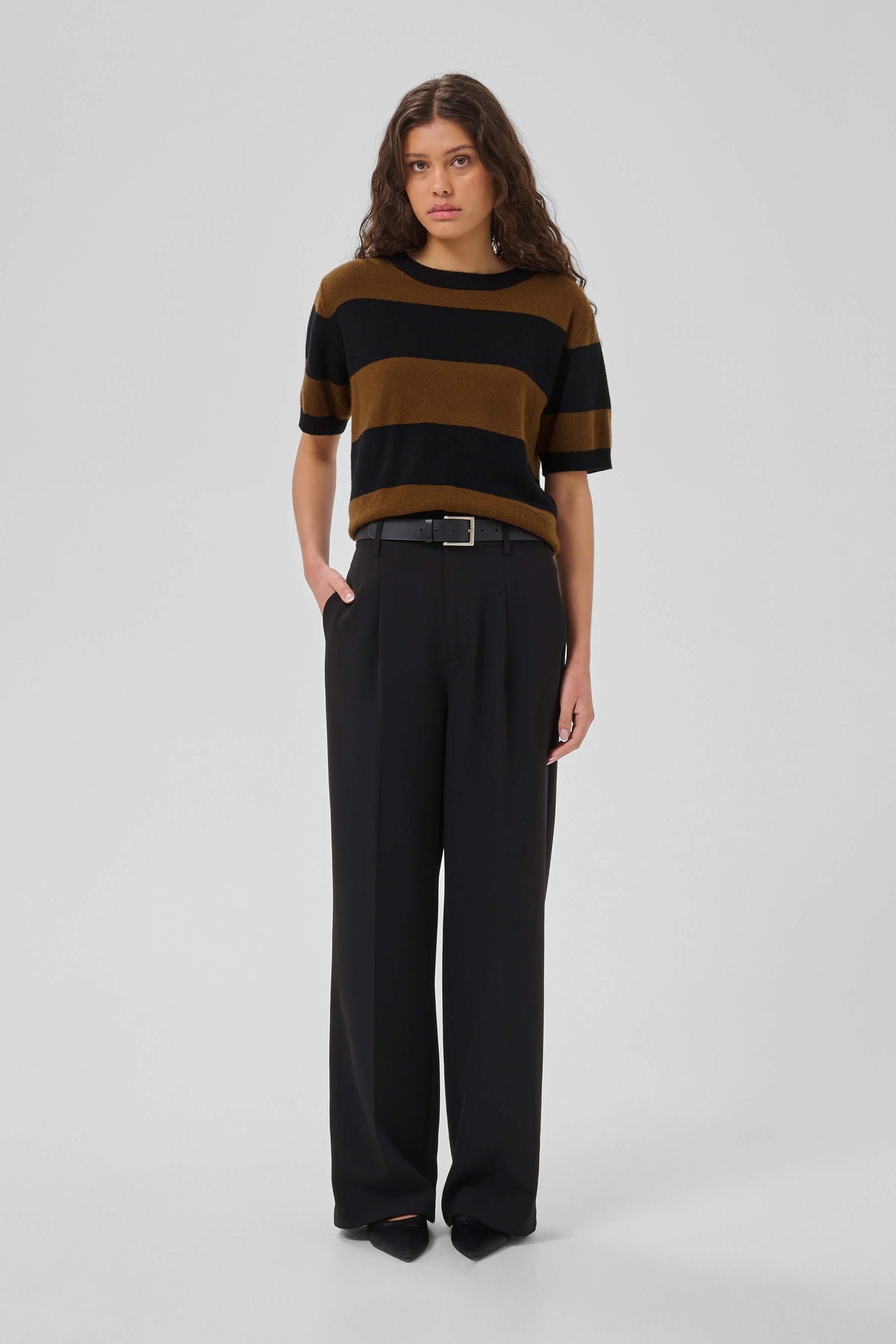 My Essential Wardrobe brown and black short-sleeved jumper