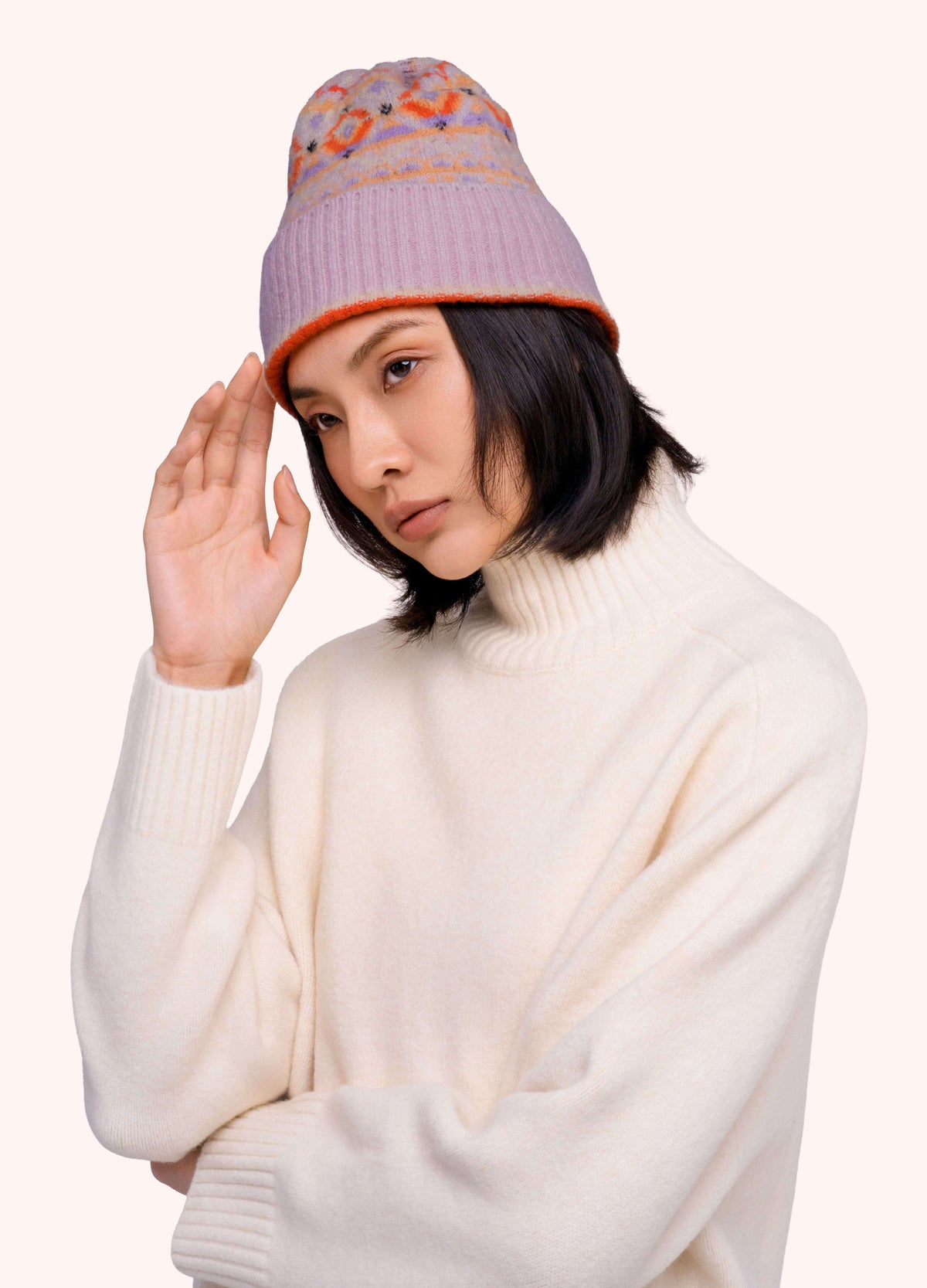 Powder patterned beanie with lavender ribbed cuff