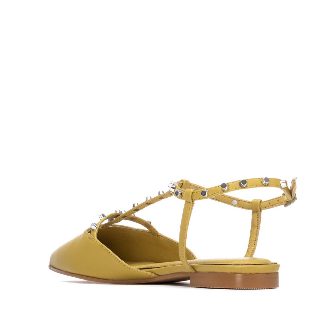 Yellow summer slingbacks with pointy toe