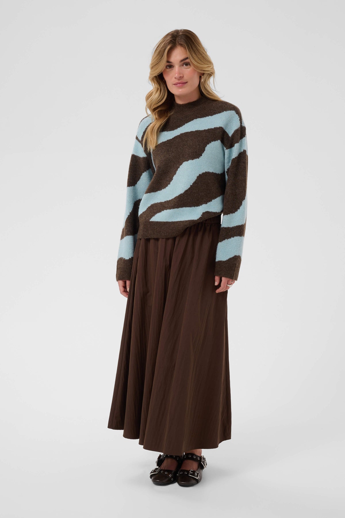 Saint Tropez MallieSZ knit with a high neckline