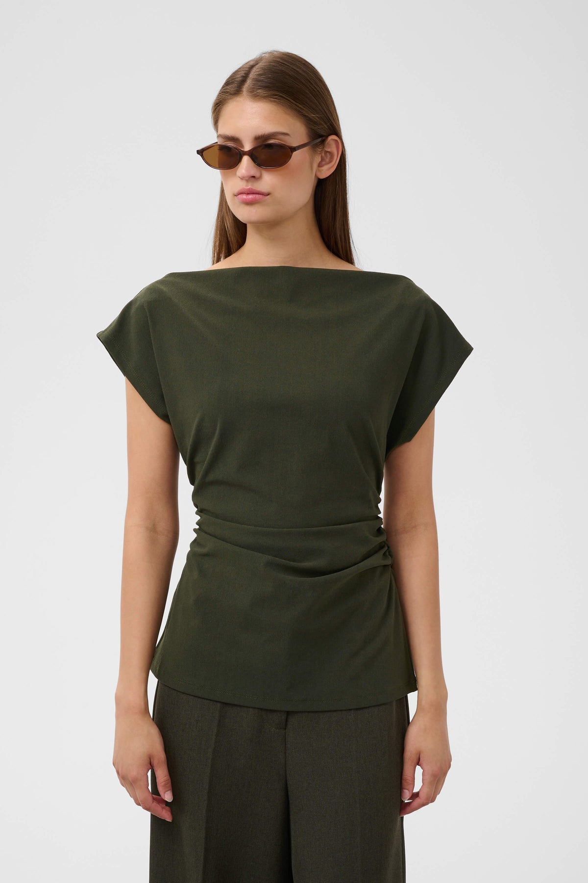 Front view of the Soaked in Luxury Eirlys ruched-waist top