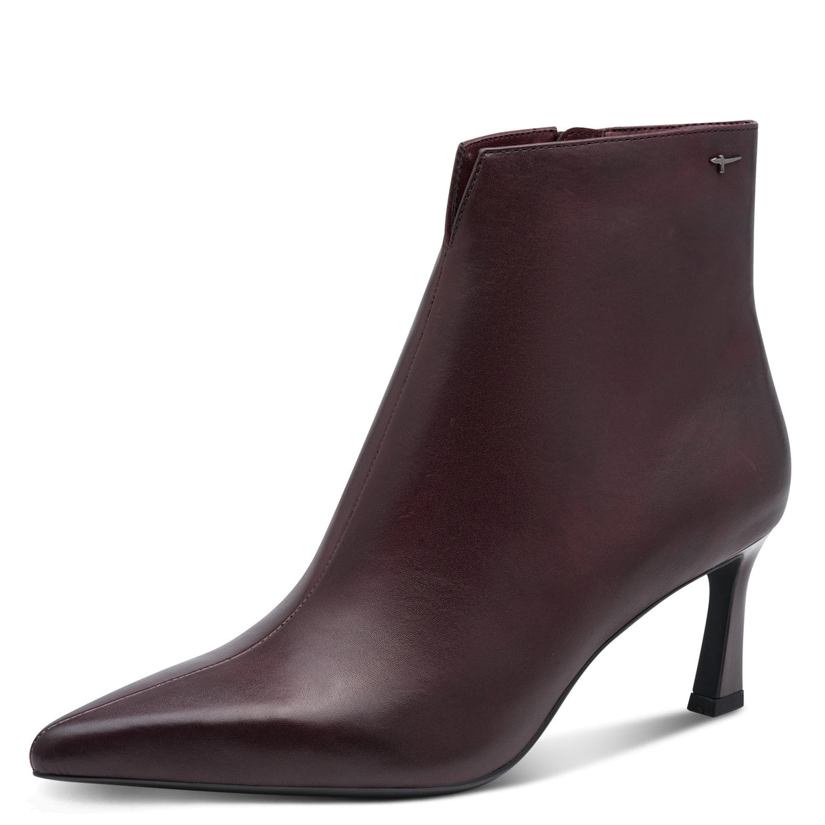 Tamaris women’s heeled leather boots with a sleek silhouette