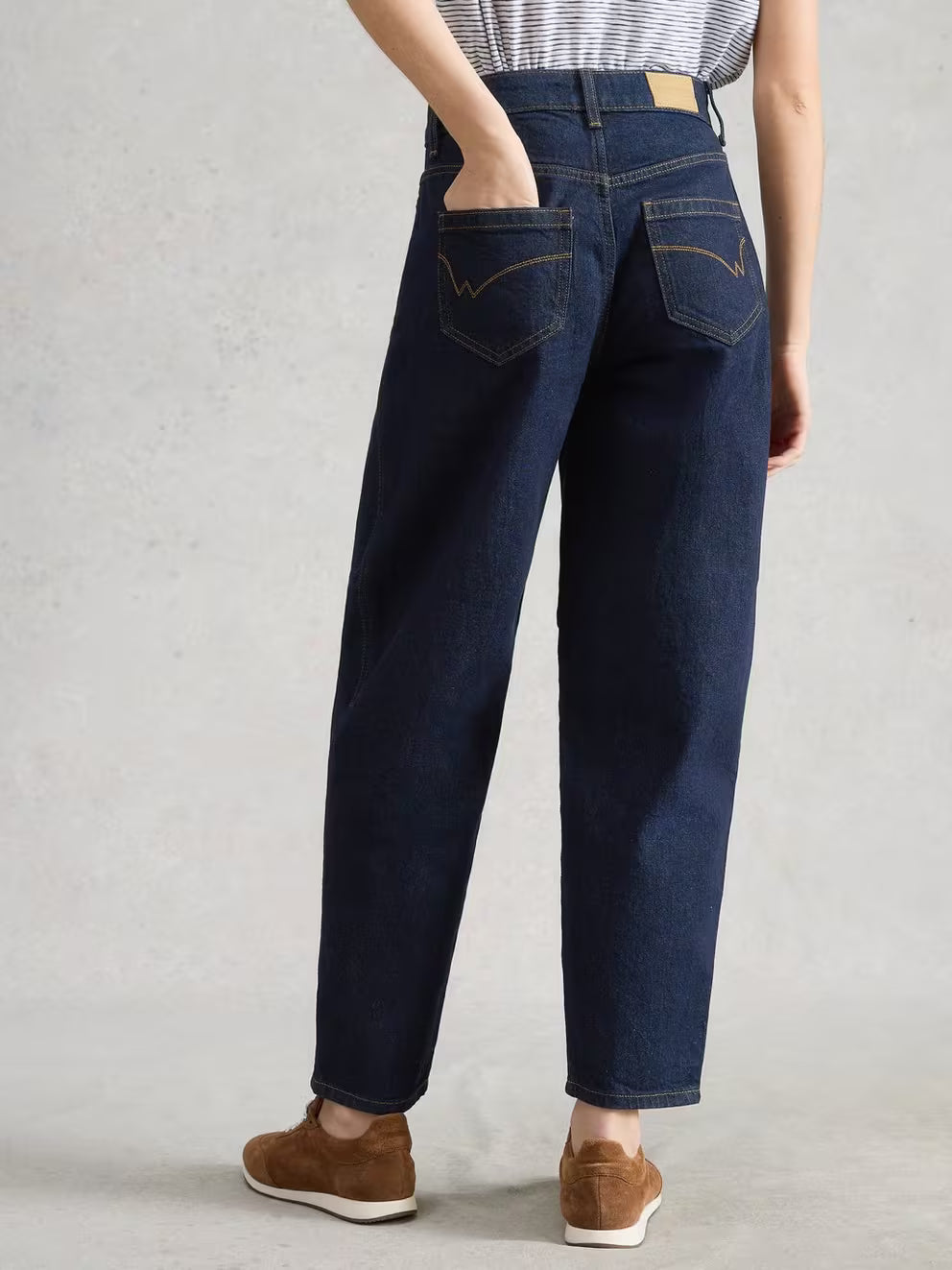 White Stuff Aubrey ankle-length barrel jeans
