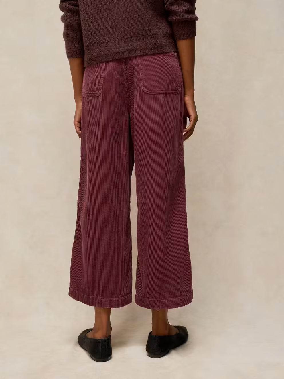White Stuff 444239 cropped trousers back view