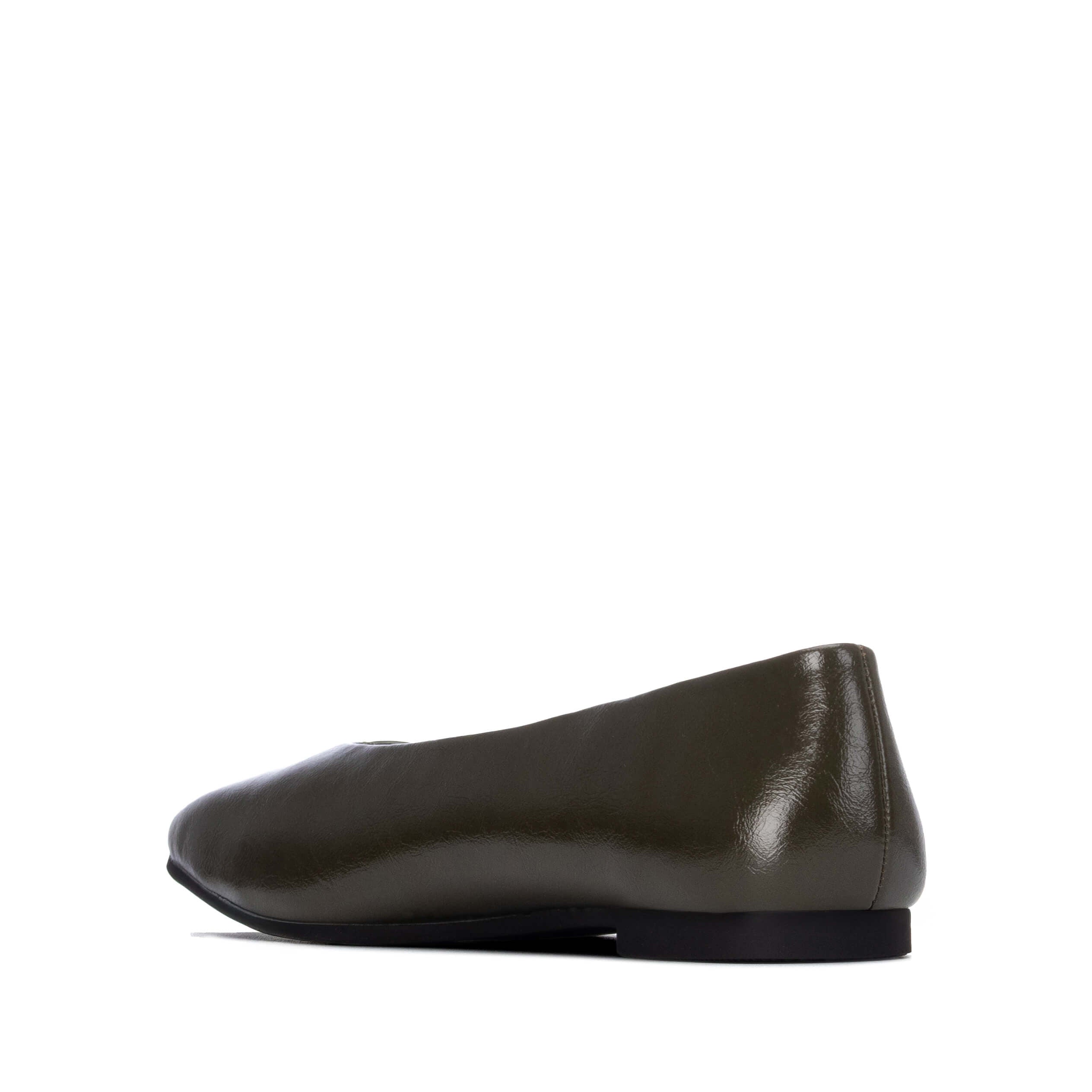 A single olive green ballet flat from Xti