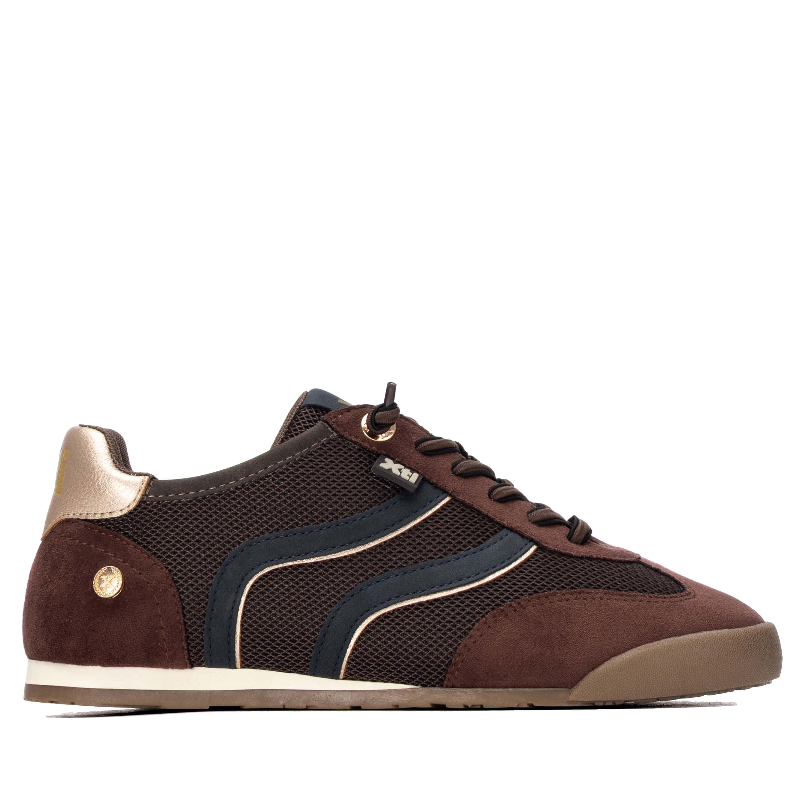Xti women’s sneaker 146156 with lace fastening