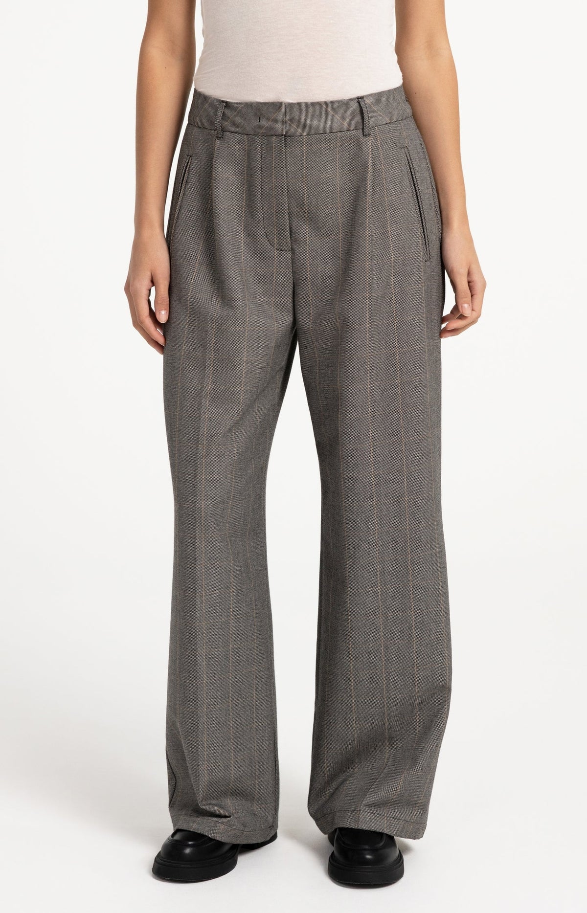 YAYA Check Wide-Leg Pleated Trousers style 01-301284-609