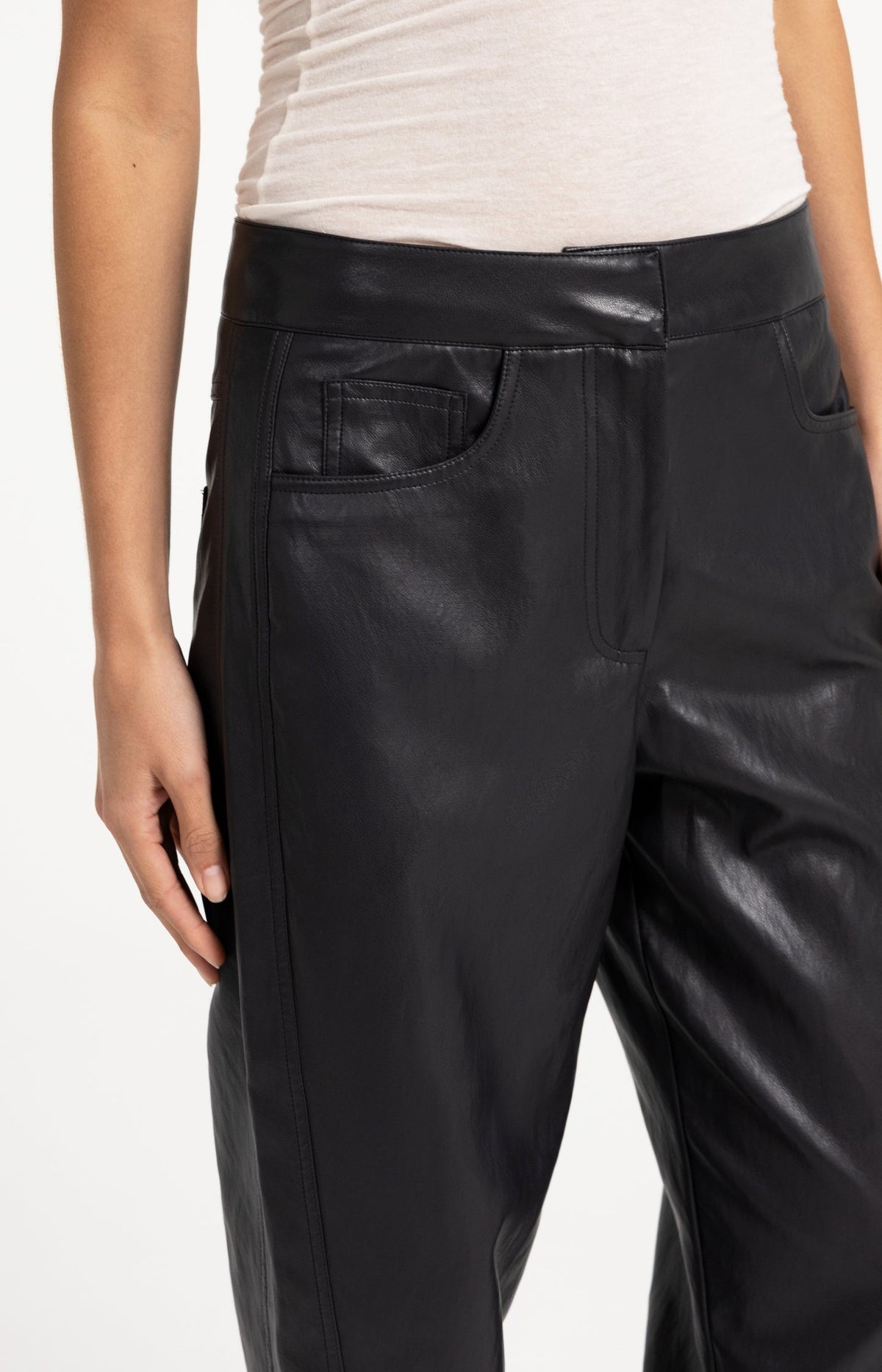 YAYA faux leather trousers with front pockets